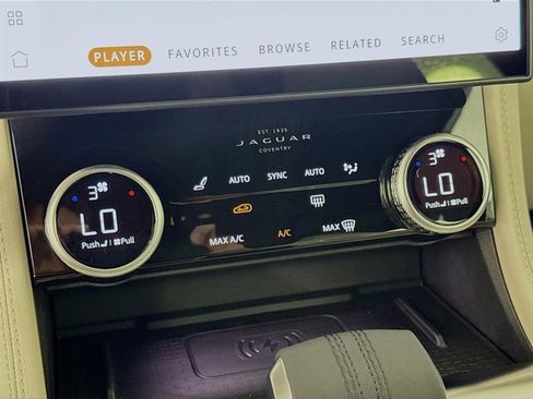 New 2026 Jaguar F-PACE R-Dynamic S image 16