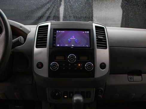 Used 2021 Nissan Frontier SV image 23