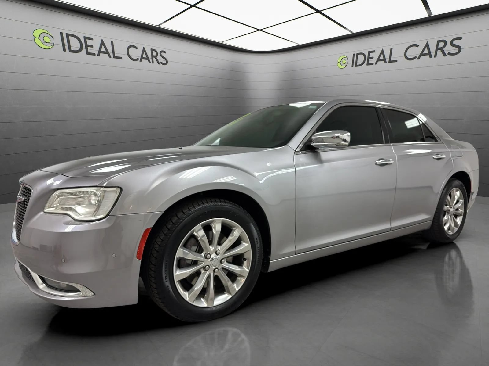 Used 2018 Chrysler 300 Limited w/ Safetytec Plus Group AWD/4WD image 1