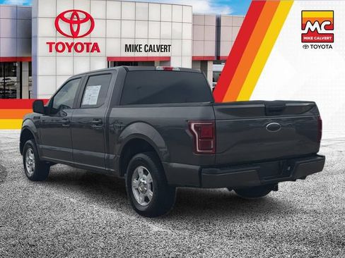 Used 2017 Ford F150 XL w/ Equipment Group 101A Mid RWD image 3