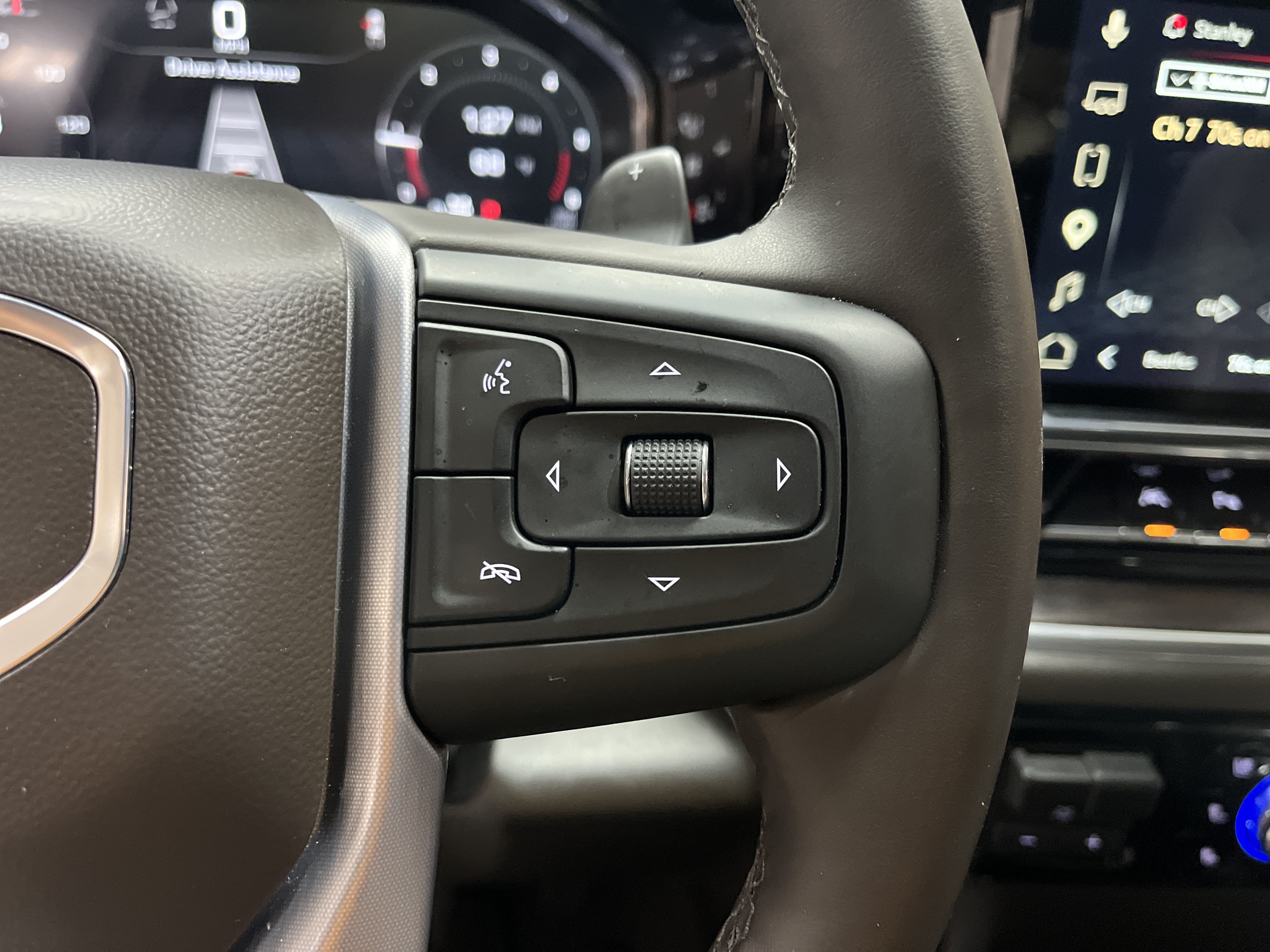 Used 2026 GMC Sierra 1500 SLT w/ SLT Premium Plus Package AWD/4WD image 20