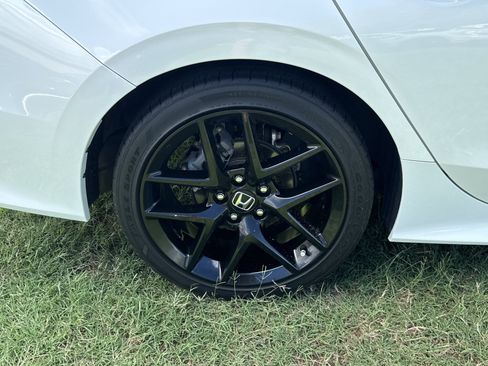 Used 2023 Honda Civic Sport image 37
