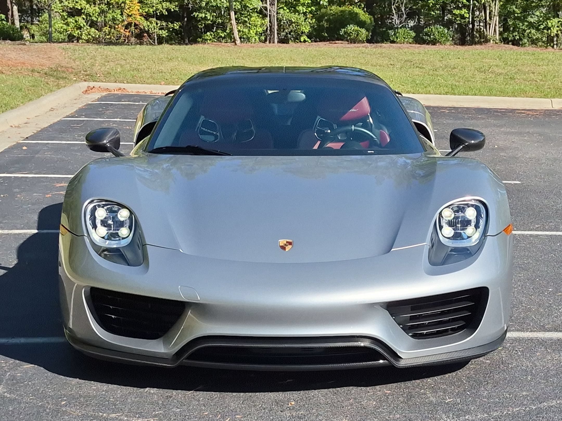 Used 2015 Porsche 918 Spyder AWD/4WD image 31
