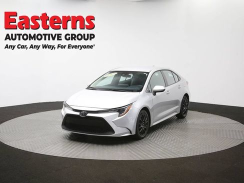 Used 2021 Toyota Corolla LE FWD image 53
