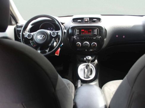 Used 2014 Kia Soul FWD image 8