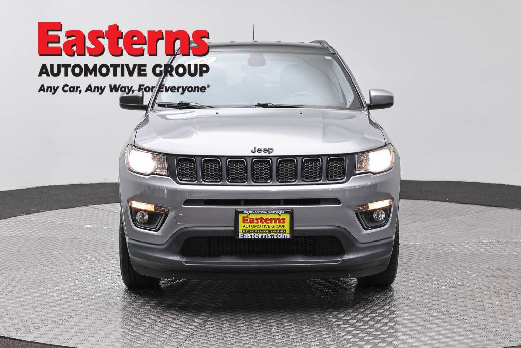 Used 2020 Jeep Compass Latitude AWD/4WD image 2