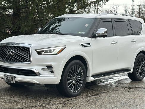 Used 2022 INFINITI QX80 Sensory image 2
