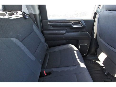 Used 2024 Chevrolet Silverado 2500 LT image 11