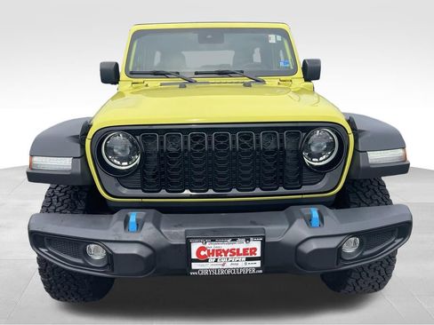 Used 2024 Jeep Wrangler Unlimited AWD/4WD image 18