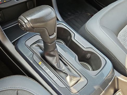 Used 2016 Chevrolet Colorado Z71 AWD/4WD image 22