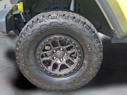Used 2022 Jeep Wrangler Unlimited Sport AWD/4WD image 28