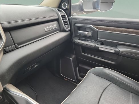 Certified 2019 RAM 2500 Laramie RWD image 22