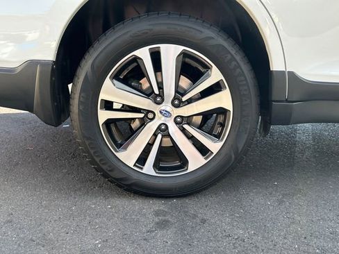 Used 2018 Subaru Outback 2.5i Limited image 29
