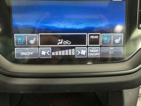 Used 2025 Subaru Ascent Bronze Edition w/ Popular Package #2 image 24