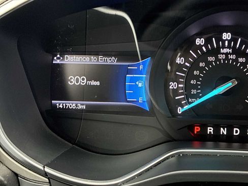Used 2015 Ford Fusion SE w/ Equipment Group 202A FWD image 10