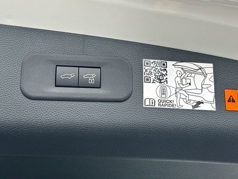 New 2026 Toyota Crown Signia image 7