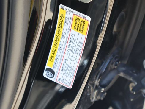 Used 2014 GMC Sierra 1500 Denali w/ Suspension Package, Off-Road AWD/4WD image 29