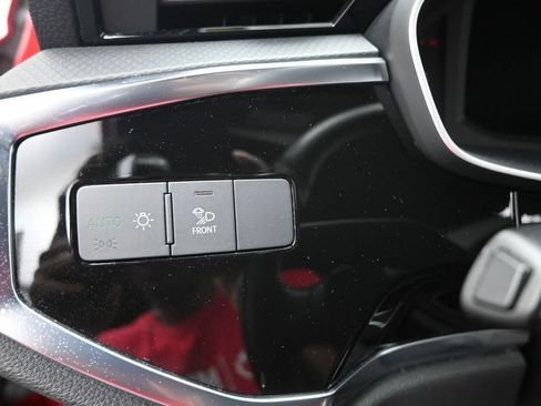 Used 2024 Audi Q3 2.0T Premium AWD/4WD image 23