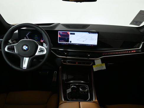 New 2026 BMW X5 xDrive40i w/ M Sport Package image 17