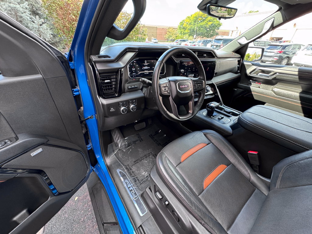 Used 2024 GMC Sierra 1500 AT4 w/ Technology Package AWD/4WD image 26
