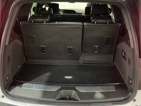 Used 2022 Cadillac Escalade Sport Platinum w/ Heavy-Duty Trailer Package AWD/4WD image 13
