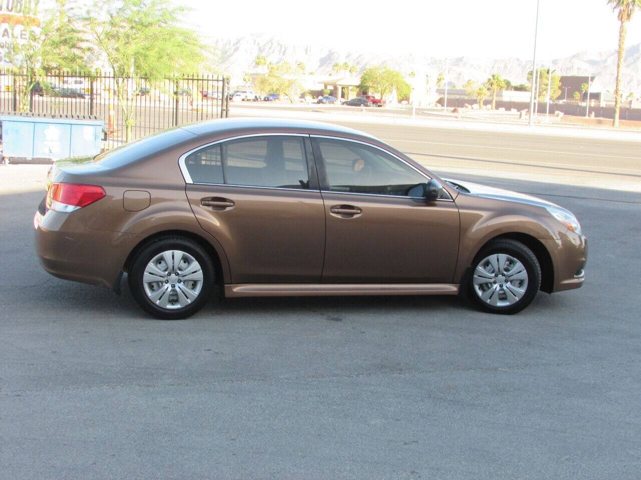 Used 2011 Subaru Legacy 2.5i AWD/4WD image 11