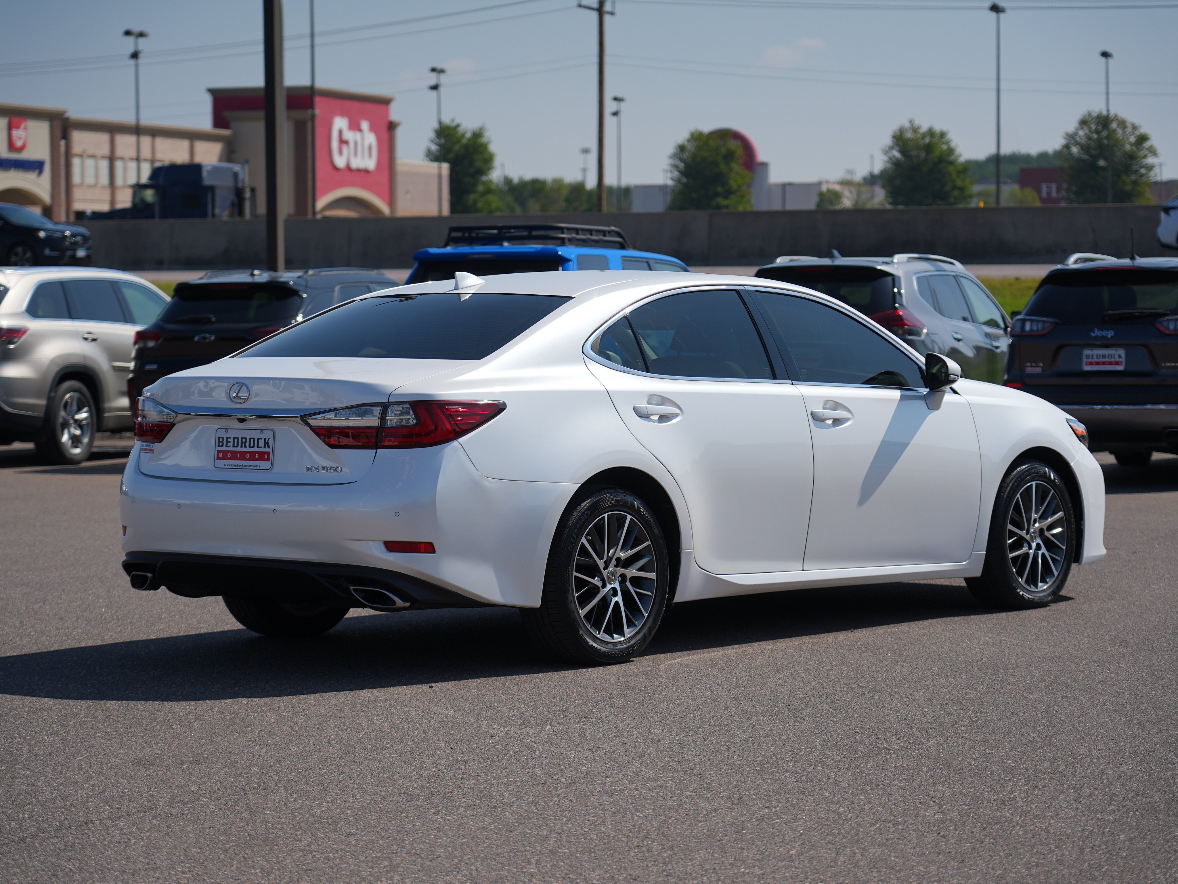 Used 2016 Lexus ES 350 w/ Luxury Package w/Wood Trim FWD image 7
