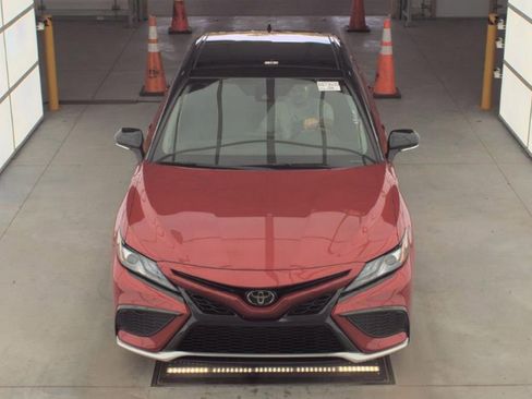 Used 2023 Toyota Camry XSE FWD image 2