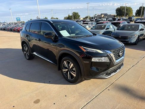 Used 2023 Nissan Rogue SL FWD image 7