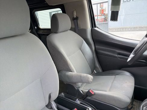 Used 2015 Chevrolet City Express LT w/ Technology Package image 8