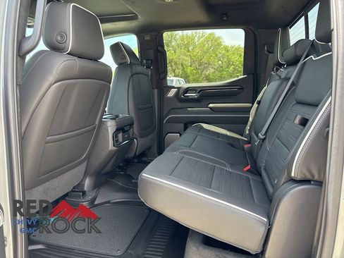 New 2026 GMC Sierra 1500 AT4X AWD/4WD image 12