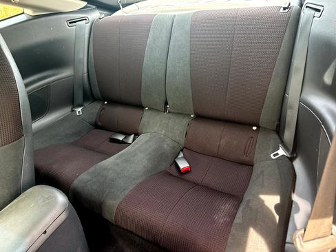 Used 2011 Mitsubishi Eclipse GS Sport image 19