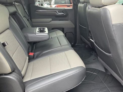 Used 2024 Chevrolet Silverado 1500 ZR2 w/ Technology Package AWD/4WD image 14