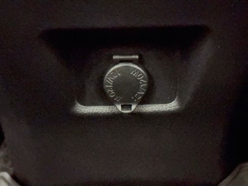 Certified 2025 Toyota RAV4 LE AWD/4WD image 34