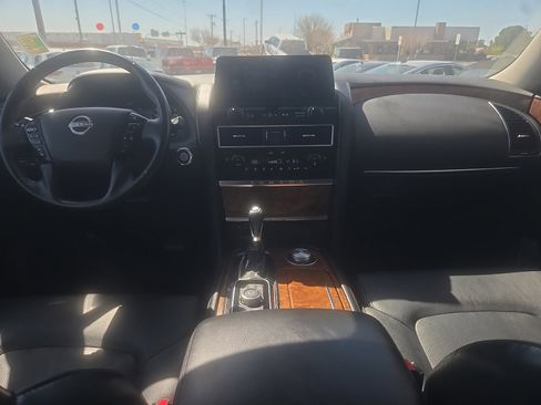 Used 2024 Nissan Armada SL AWD/4WD image 7