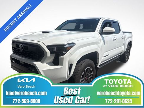 Used 2024 Toyota Tacoma TRD Sport w/ TRD Sport Premium Package image 1
