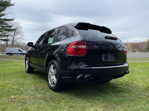 Used 2008 Porsche Cayenne Turbo image 15