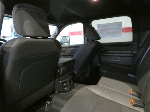 New 2026 RAM 2500 Tradesman AWD/4WD image 22