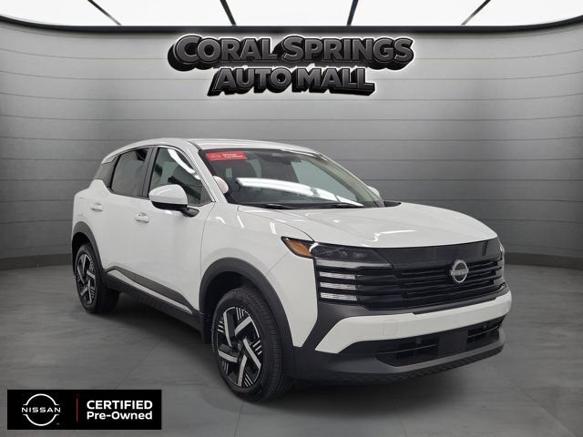 Used 2025 Nissan Kicks SV FWD image 1