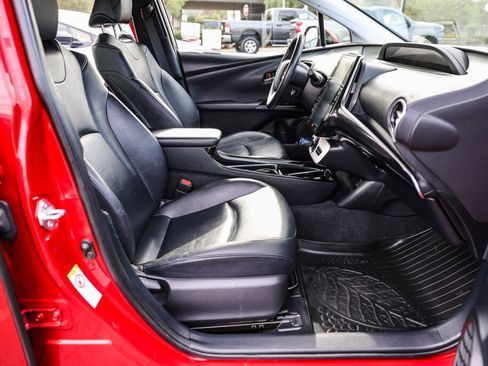 Certified 2019 Toyota Prius Prime Advanced image 7