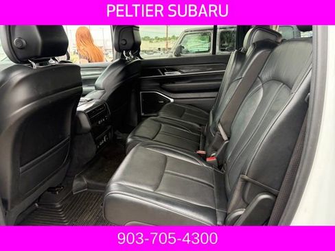 Used 2022 Jeep Wagoneer Series II image 16