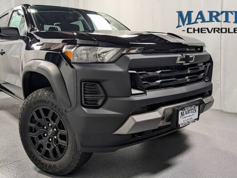 New 2026 Chevrolet Colorado Trail Boss AWD/4WD image 1