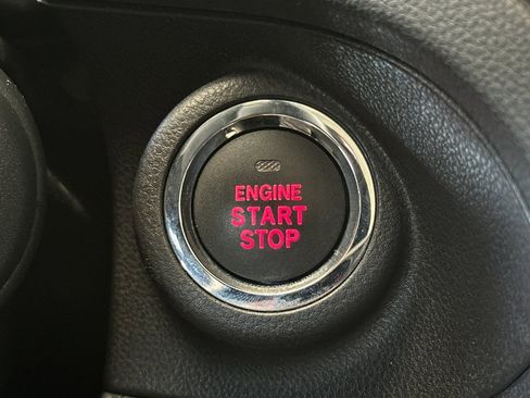 Used 2019 Subaru Ascent Limited w/ Popular Package #3 image 21