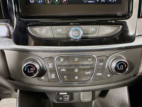 Used 2023 Chevrolet Traverse RS AWD/4WD image 14