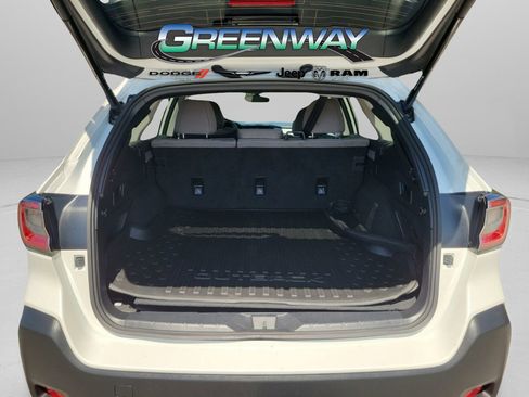 Used 2025 Subaru Outback Premium AWD/4WD image 5