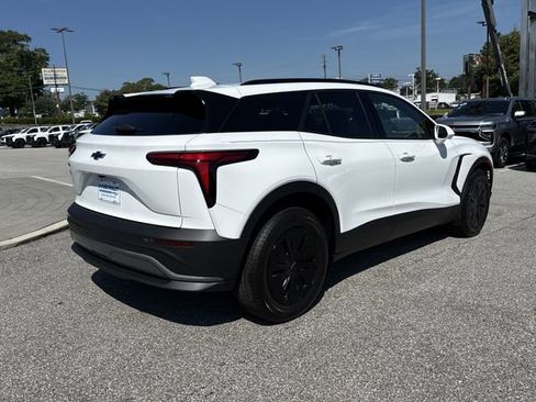 New 2025 Chevrolet Blazer EV LT image 3