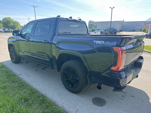 Used 2025 Toyota Tundra Platinum w/ TRD Off-Road Package AWD/4WD image 14