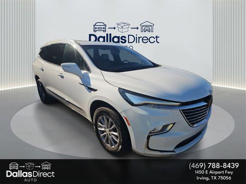 Used 2022 Buick Enclave Essence image 1