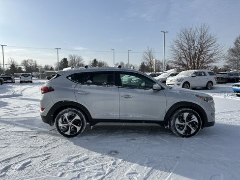 Used 2017 Hyundai Tucson Limited w/ Cargo Package image 3