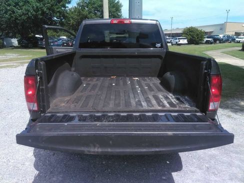 Used 2024 RAM 1500 Classic SLT AWD/4WD image 13